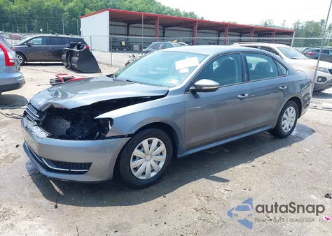 2012 Volkswagen Passat 2.5L S из США, поврежденный, VIN 1VWAP7A32CC025371